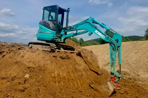 Minibager KOBELCO 4t